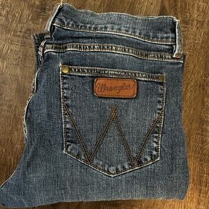 Wrangler Retro Slim Straight Jeans